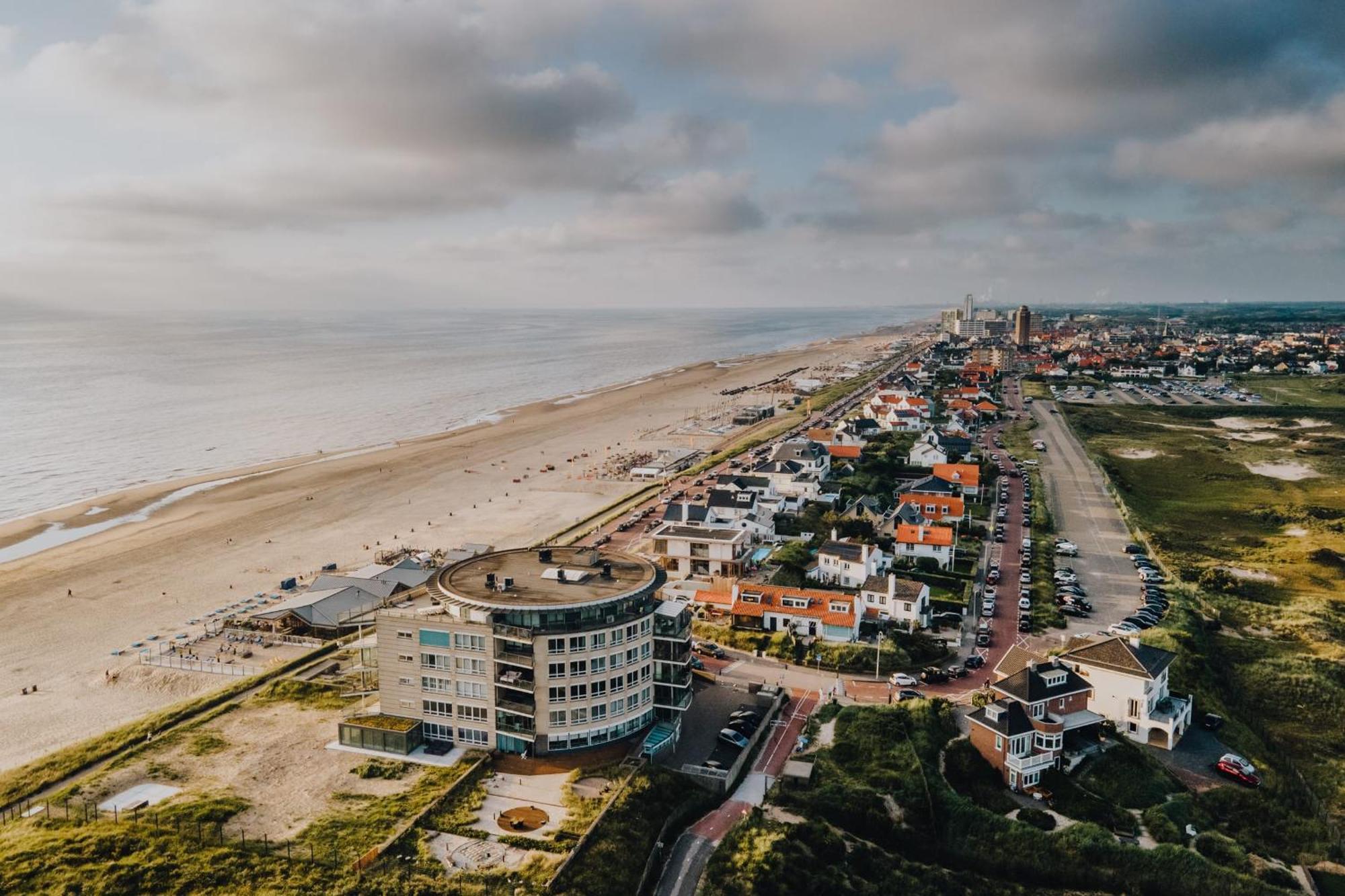 View With A Room Zandvoort With Private Parking Extérieur photo