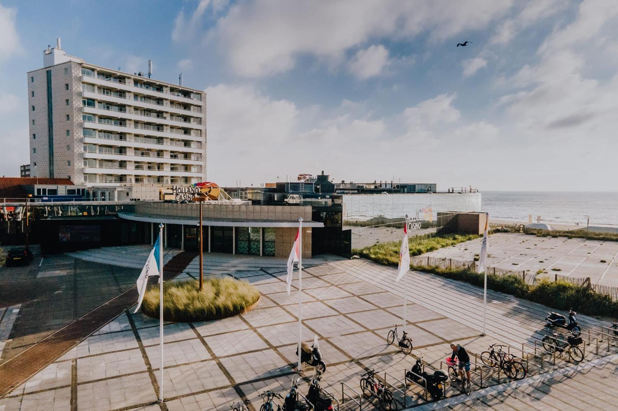 View With A Room Zandvoort With Private Parking Extérieur photo