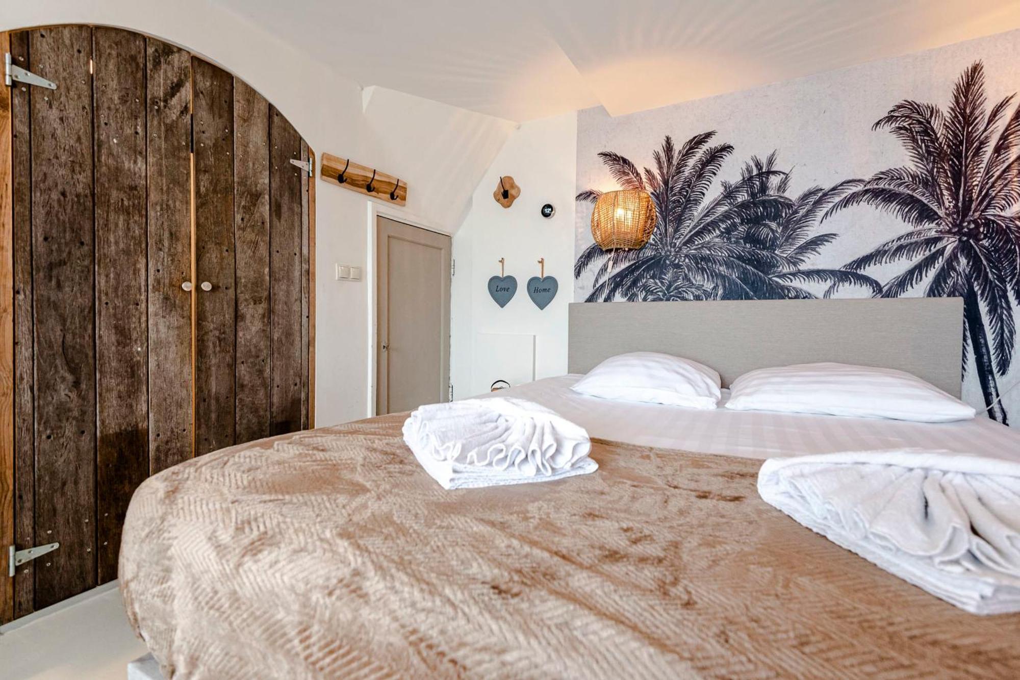View With A Room Zandvoort With Private Parking Extérieur photo